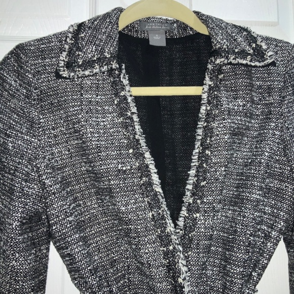 Ann Taylor Fringe Edged Wrap Jacket Sz 0 chiffon trim tweed belt hook closure - Picture 4 of 8